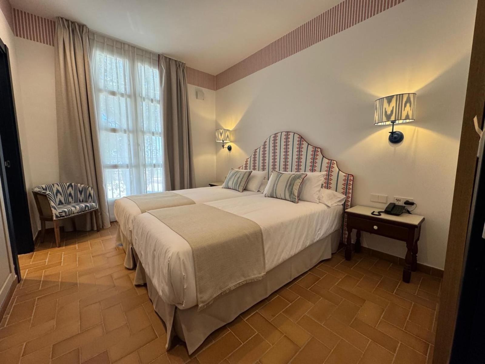 Hotel Toruno Del Rocio Эль-Росио Экстерьер фото