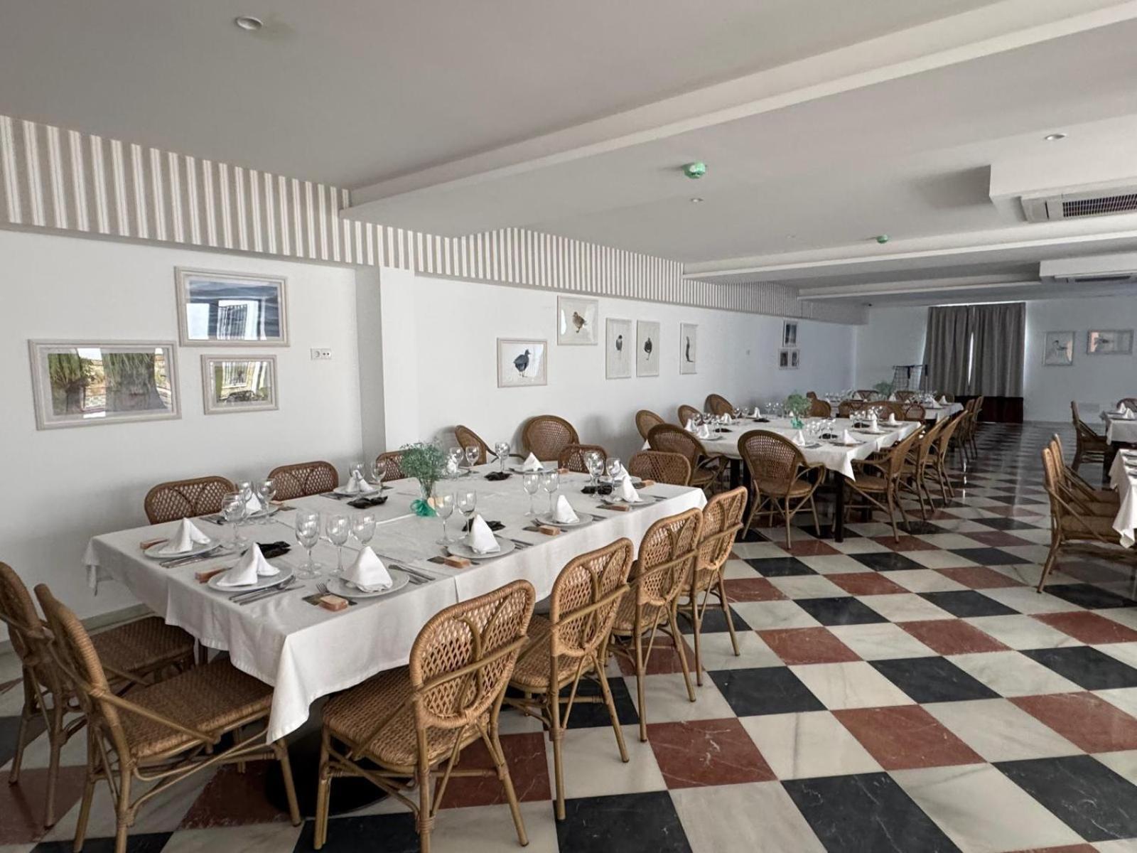 Hotel Toruno Del Rocio Эль-Росио Экстерьер фото