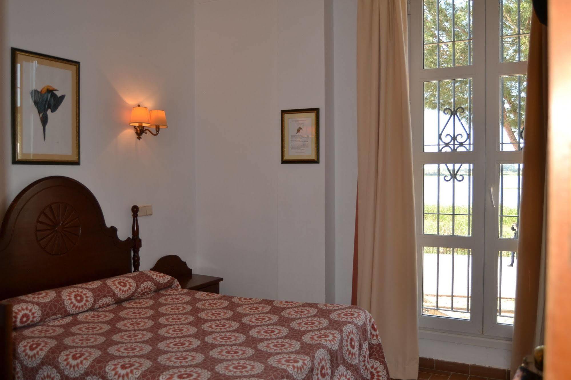 Hotel Toruno Del Rocio Эль-Росио Экстерьер фото